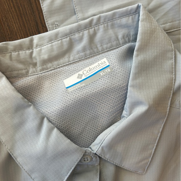 Columbia PFG fishing shirts and Eddie Bauer bundle - Picture 3 of 7